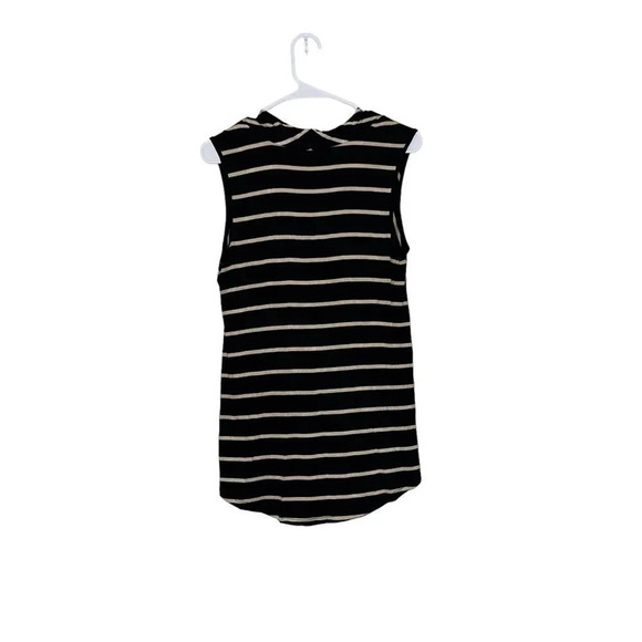 Cable‎ and Gauge Sleeveless Printed Top Size Medium - Picture 3 of 3